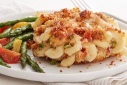 Jumbo Mac and Crab Cakes